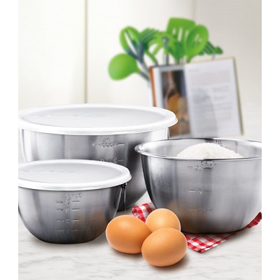 https://www.paperrolls-n-more.com/resize/Shared/Images/Product/Tovolo-Stainless-Steel-Mixing-Bowl-Set-3-Pack/Tovolo-81-1947P-use.jpg?bw=1000&w=1000&bh=1000&h=1000